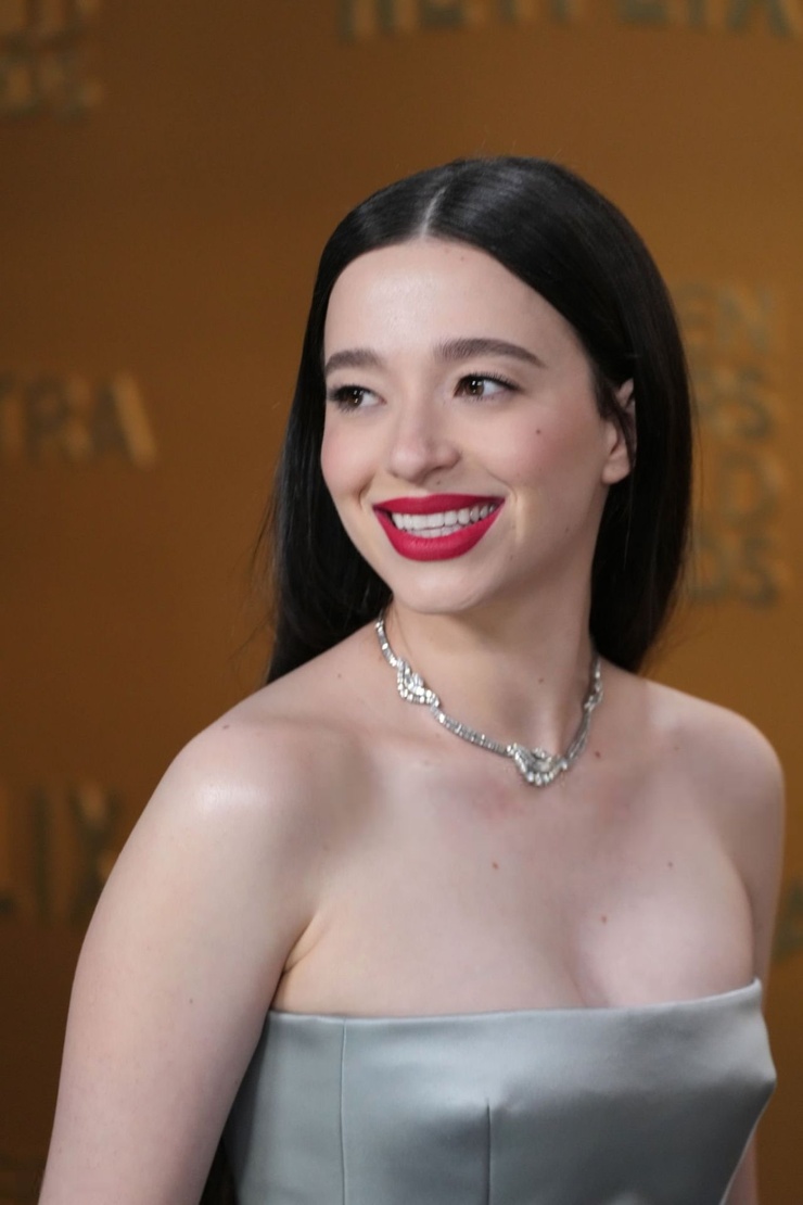 The Rise of Mikey Madison's Online Fame